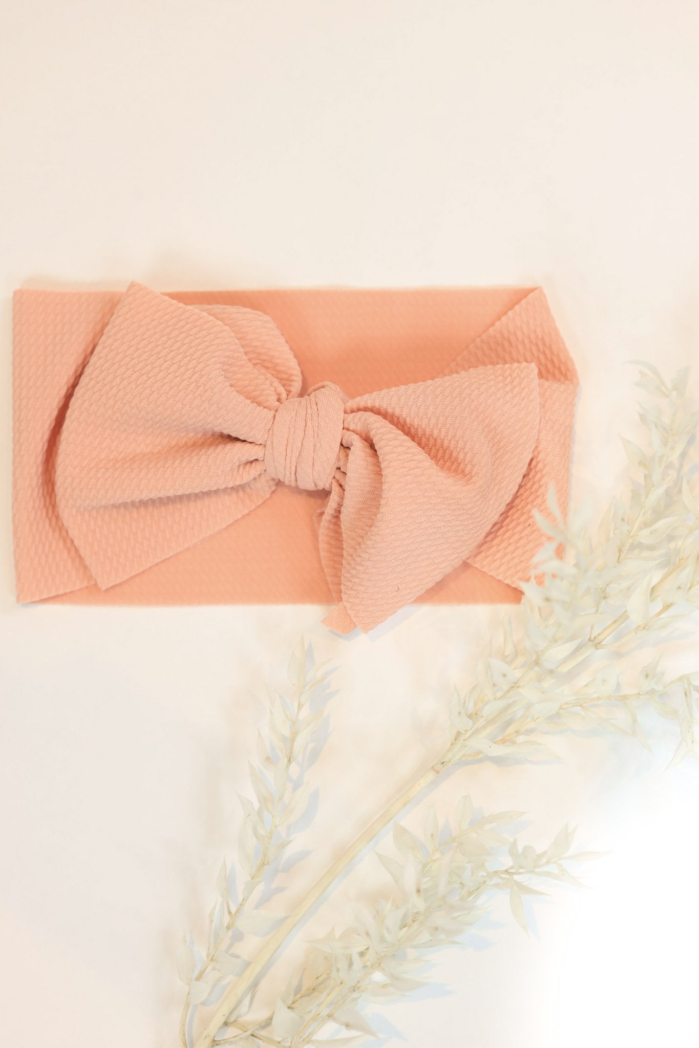 Oversize Bows